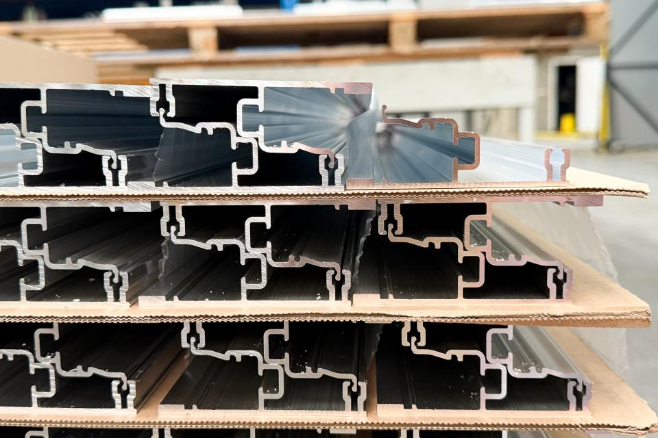 Freeswerk close-up profielen bij MGC Subcontracting